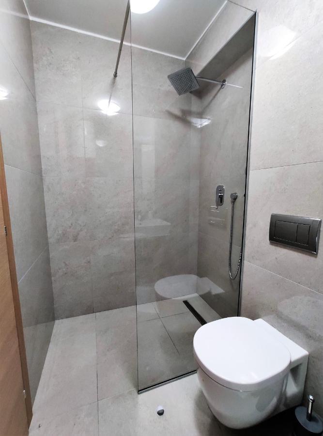 Kala Rooms & Suites Budva Bagian luar foto