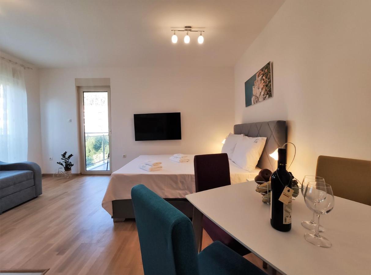 Kala Rooms & Suites Budva Bagian luar foto