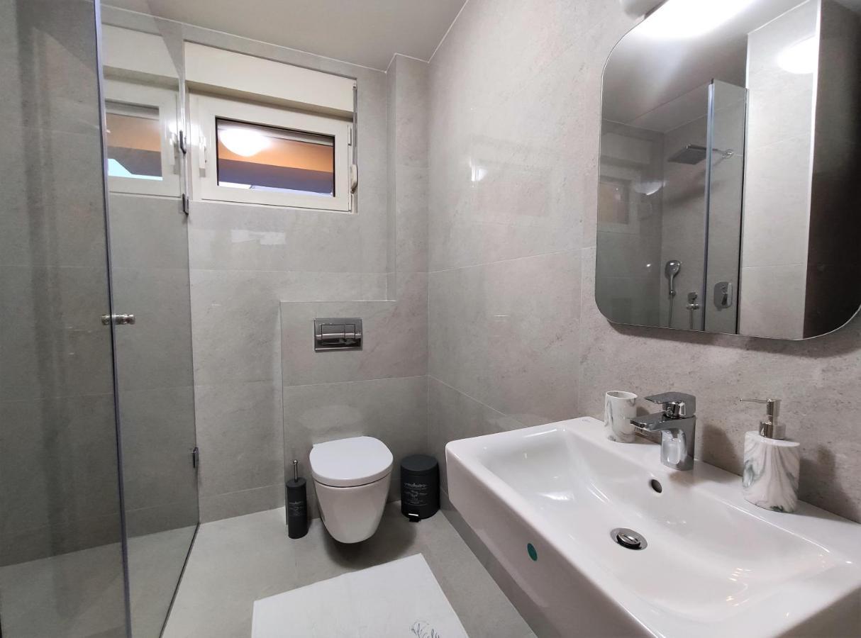 Kala Rooms & Suites Budva Bagian luar foto