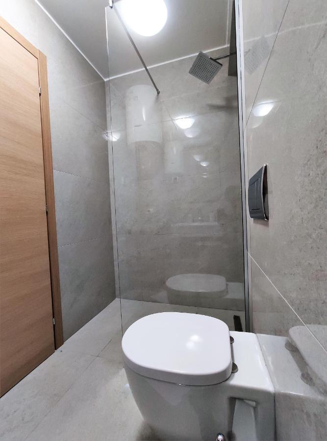 Kala Rooms & Suites Budva Bagian luar foto