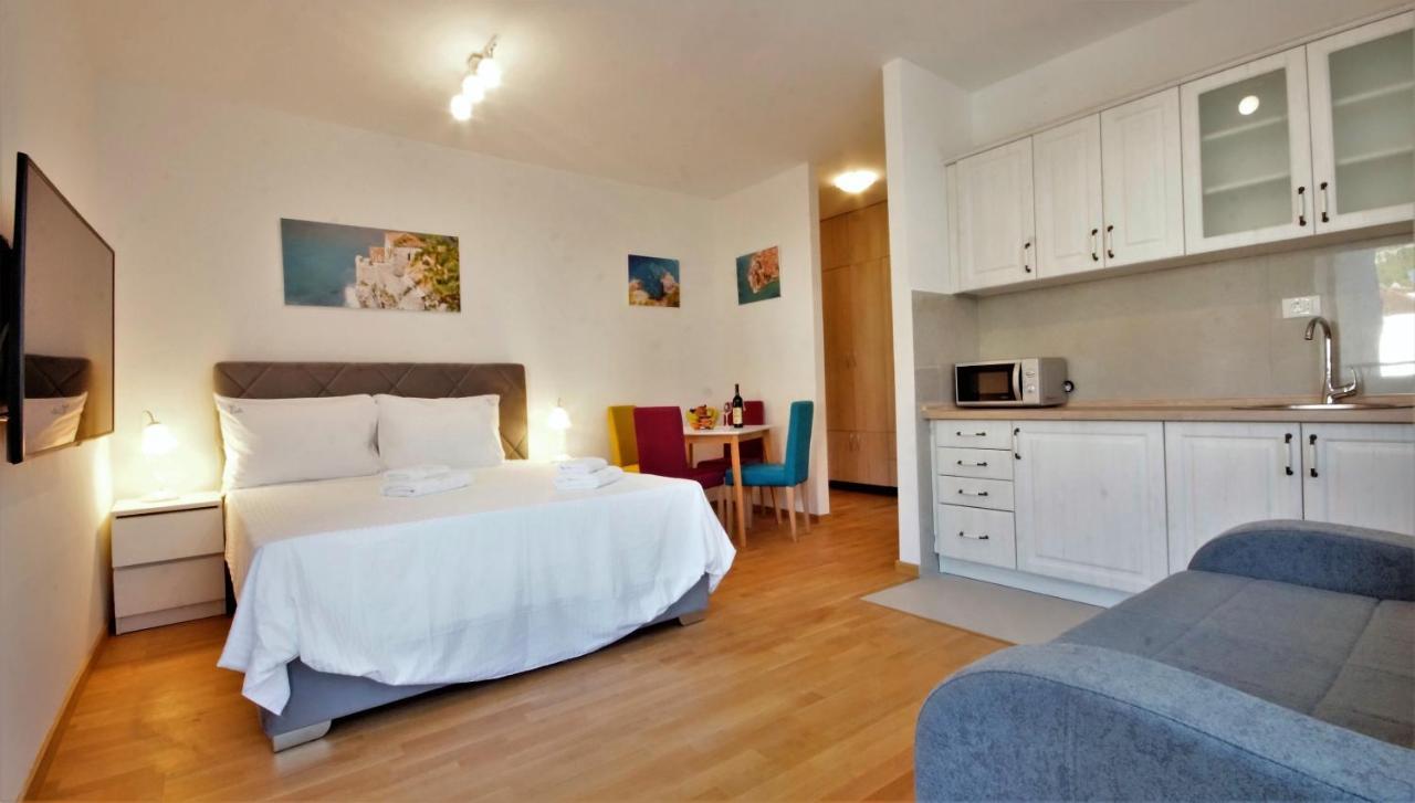 Kala Rooms & Suites Budva Bagian luar foto